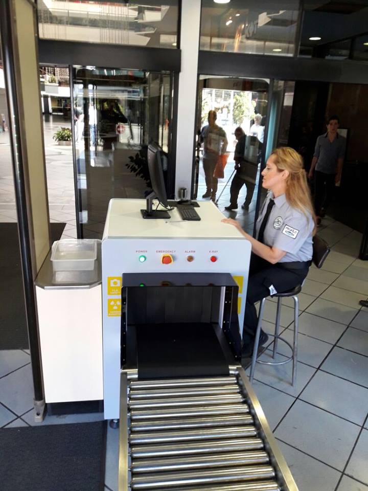 X-Ray Baggage Scanner for Security Screening